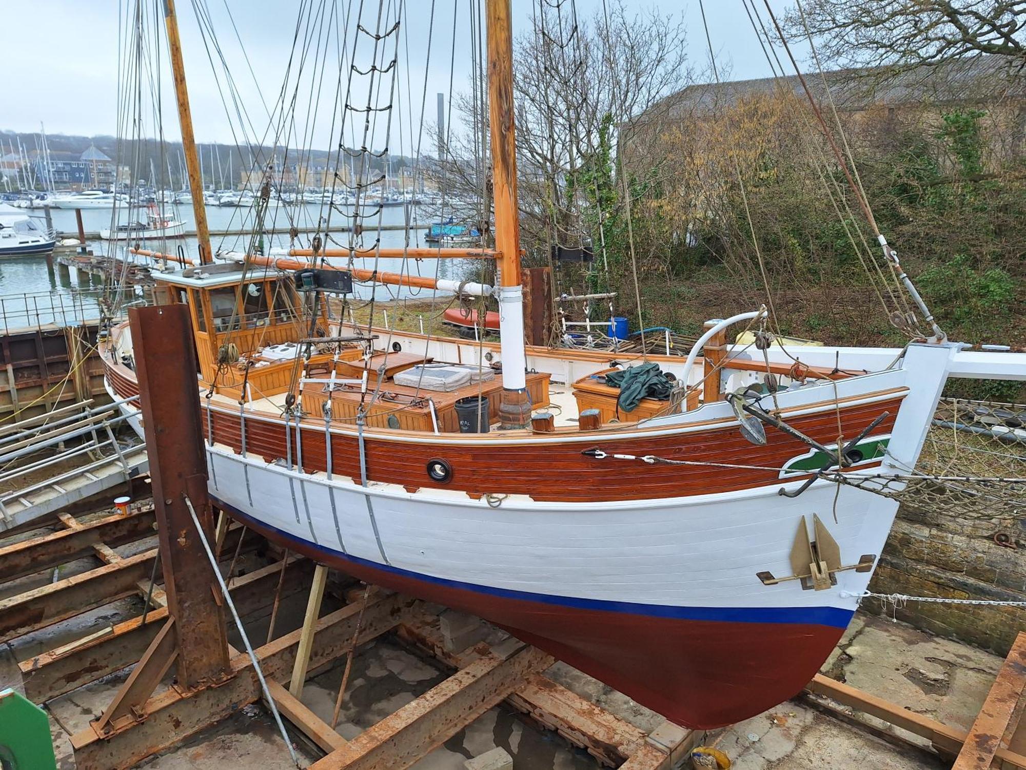 Hotel Historic Wooden Ship 'MFV119' East Cowes Exterior foto
